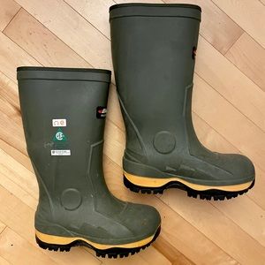 Baffin Icebear boots with safety Toe and plate